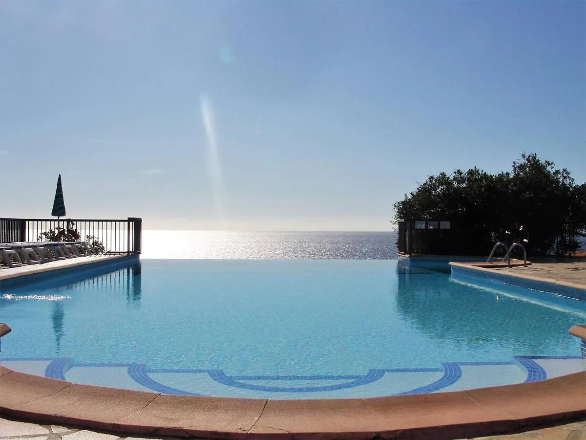 Apartment Appartement 2 Pieces Cabine, 6 Couchages, Avec Piscine Et Terrasse Ensoleillee Au Lavandou - Fr-1-251-235 Aigue-Belle France
