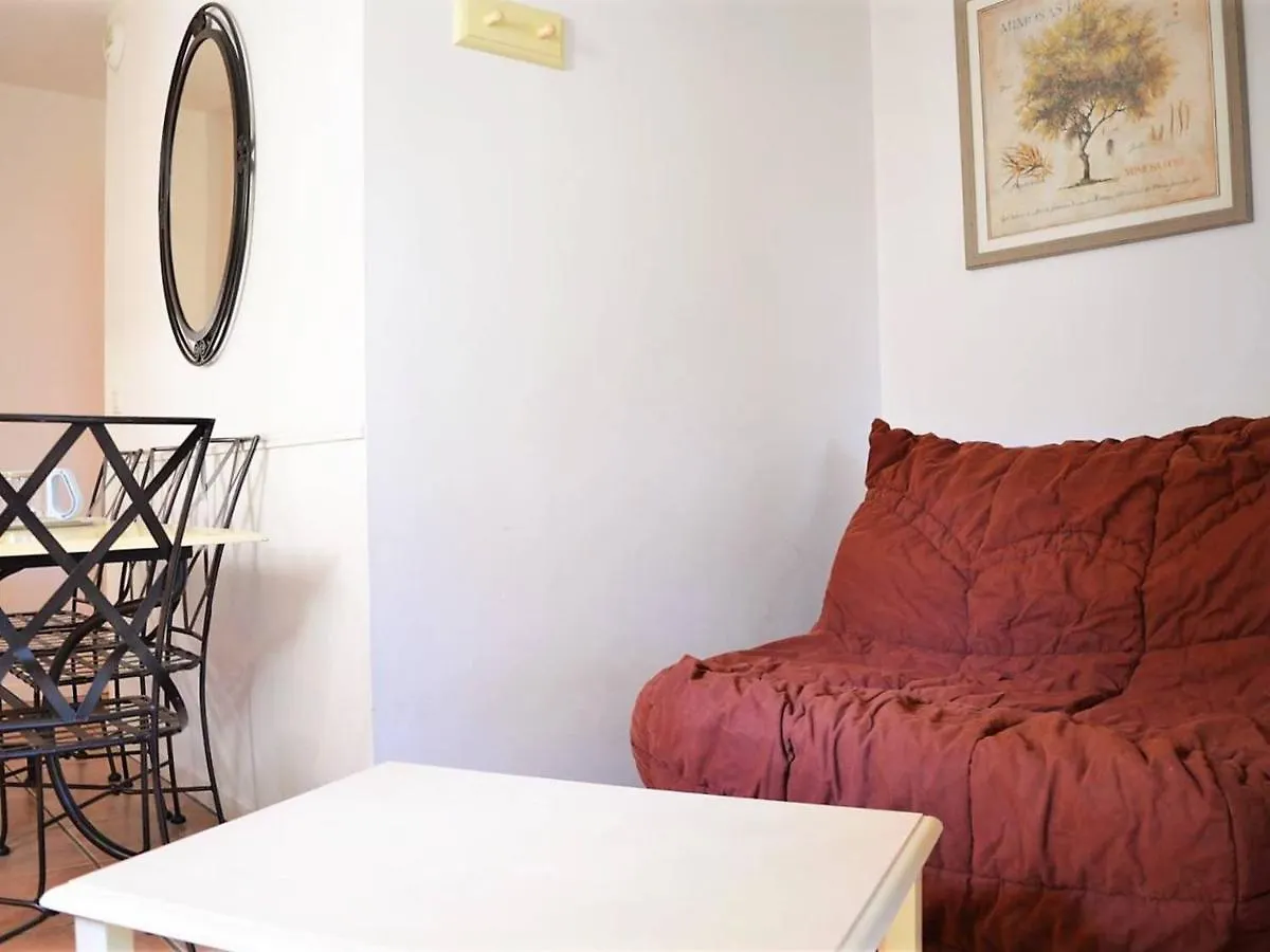 Apartment Appartement 2 Pieces Cabine, 6 Couchages, Avec Piscine Et Terrasse Ensoleillee Au Lavandou - Fr-1-251-235 Aigue-Belle
