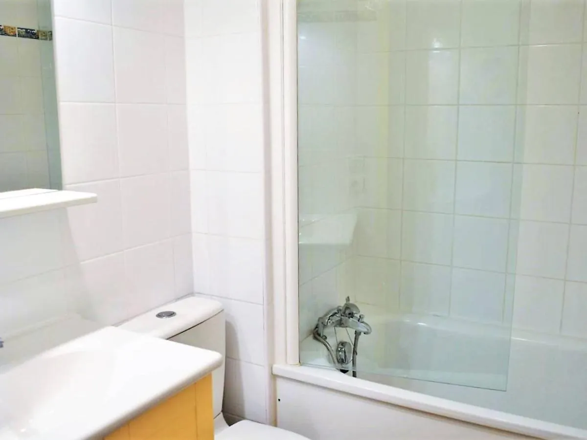 Appartement 2 Pieces Cabine, 6 Couchages, Avec Piscine Et Terrasse Ensoleillee Au Lavandou - Fr-1-251-235 Aigue-Belle 0*,